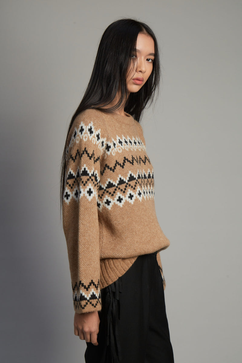Ayllu Beige Sweater