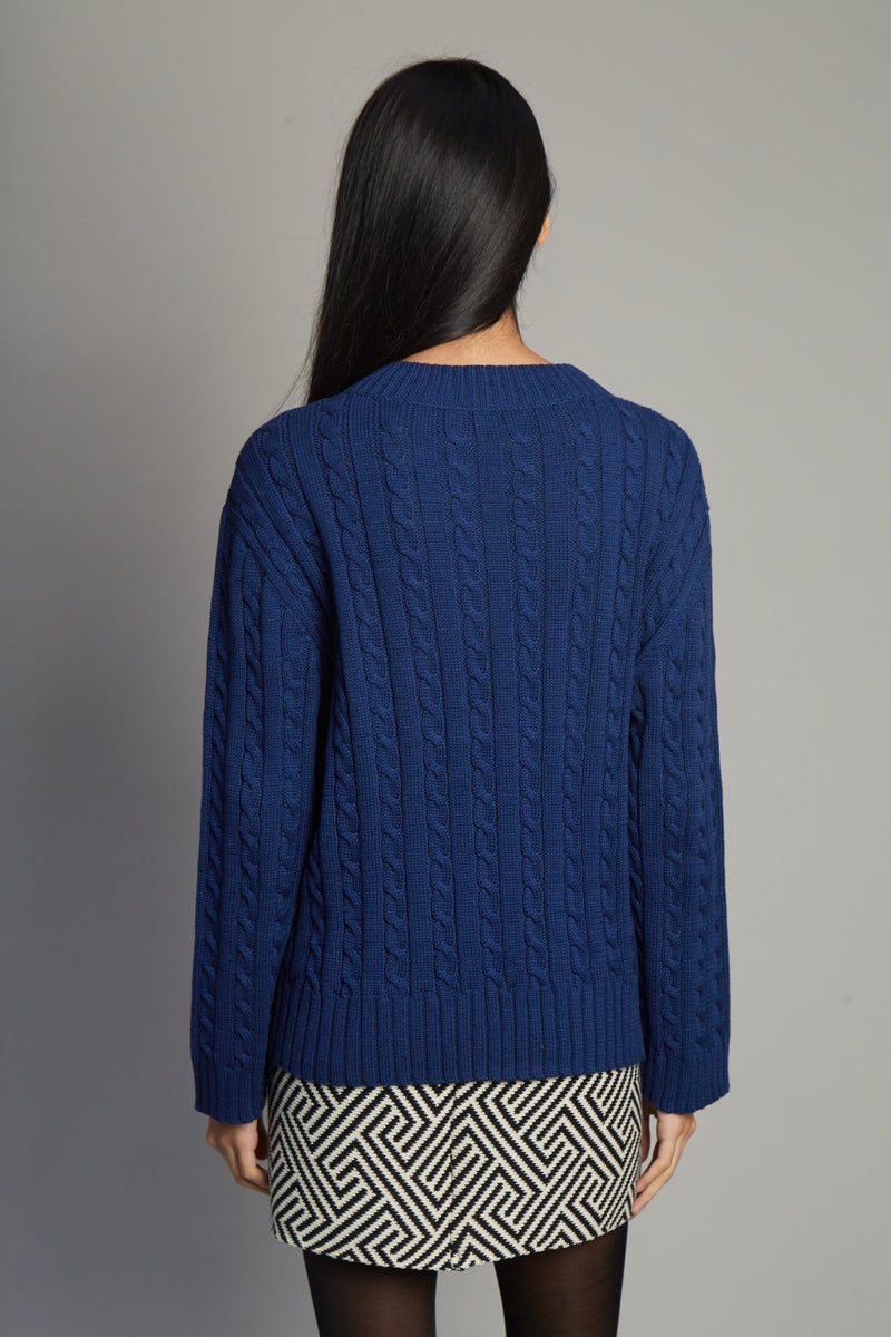 Peldaño Blue Sweater