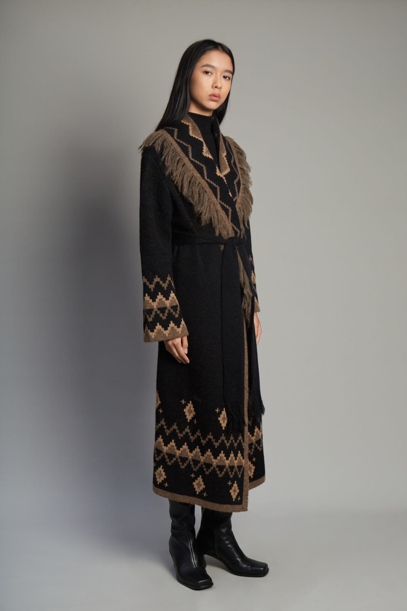 Sumaq Black Coat