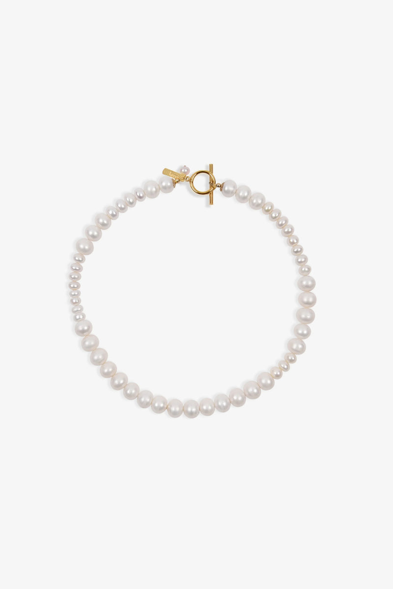 Pre-Order: Carolyn Pearl Necklace