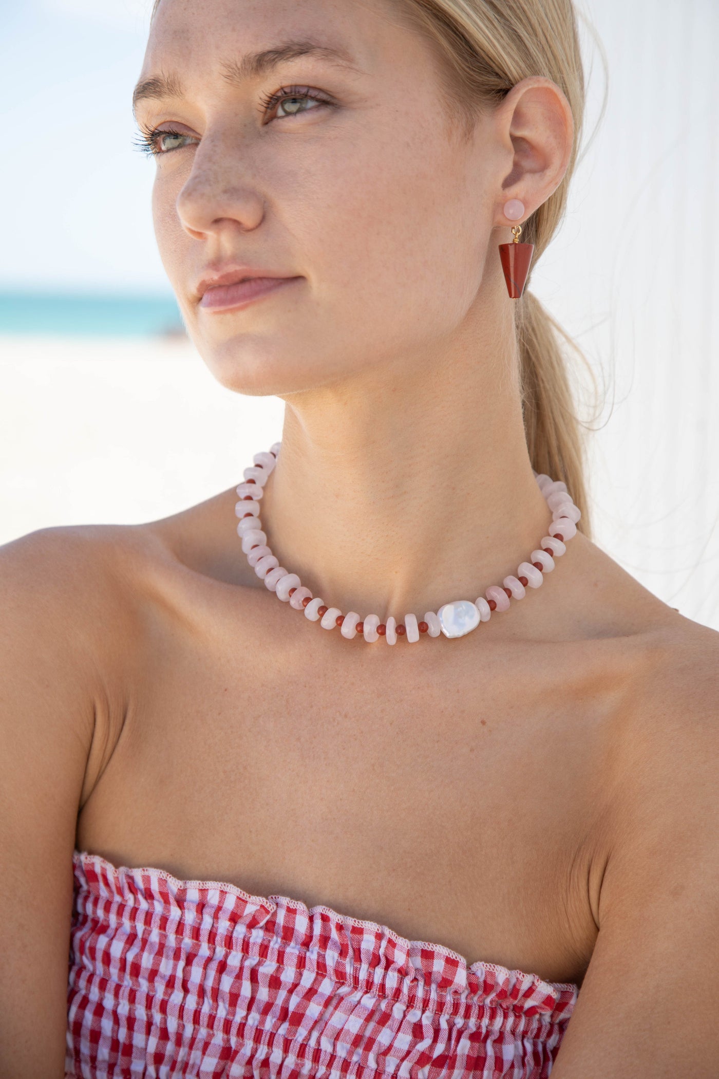 MIA NECKLACE