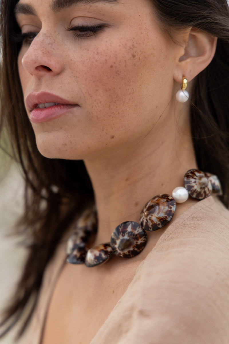 AMARIS NECKLACE