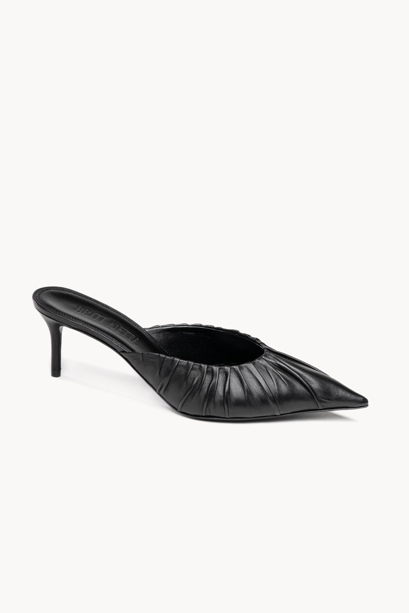 Anora Mule