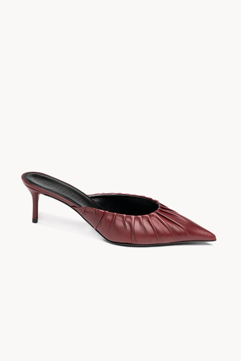 Anora Mule