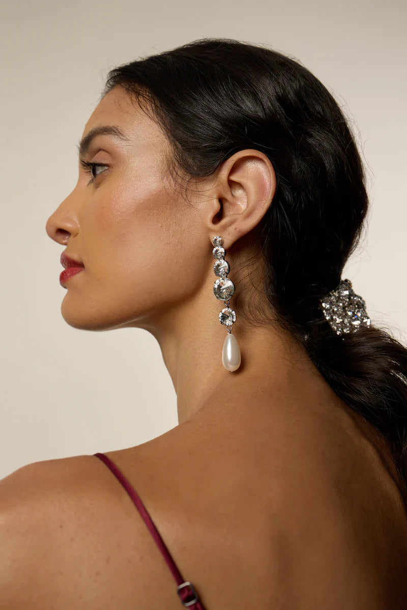 ATHENA PEARL LINEAR DROP EARRINGS