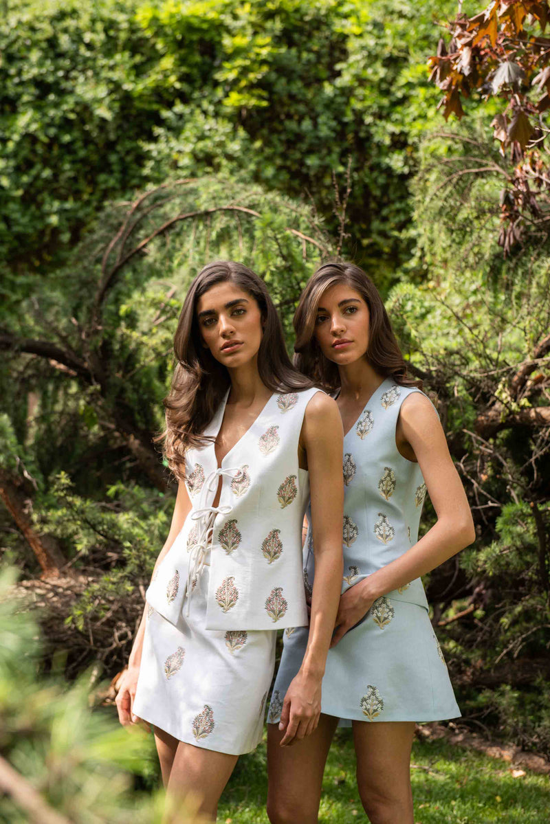 Sarv Vest - Blue & White