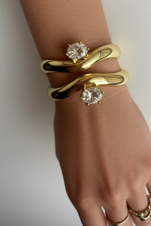 WAVE CUFF