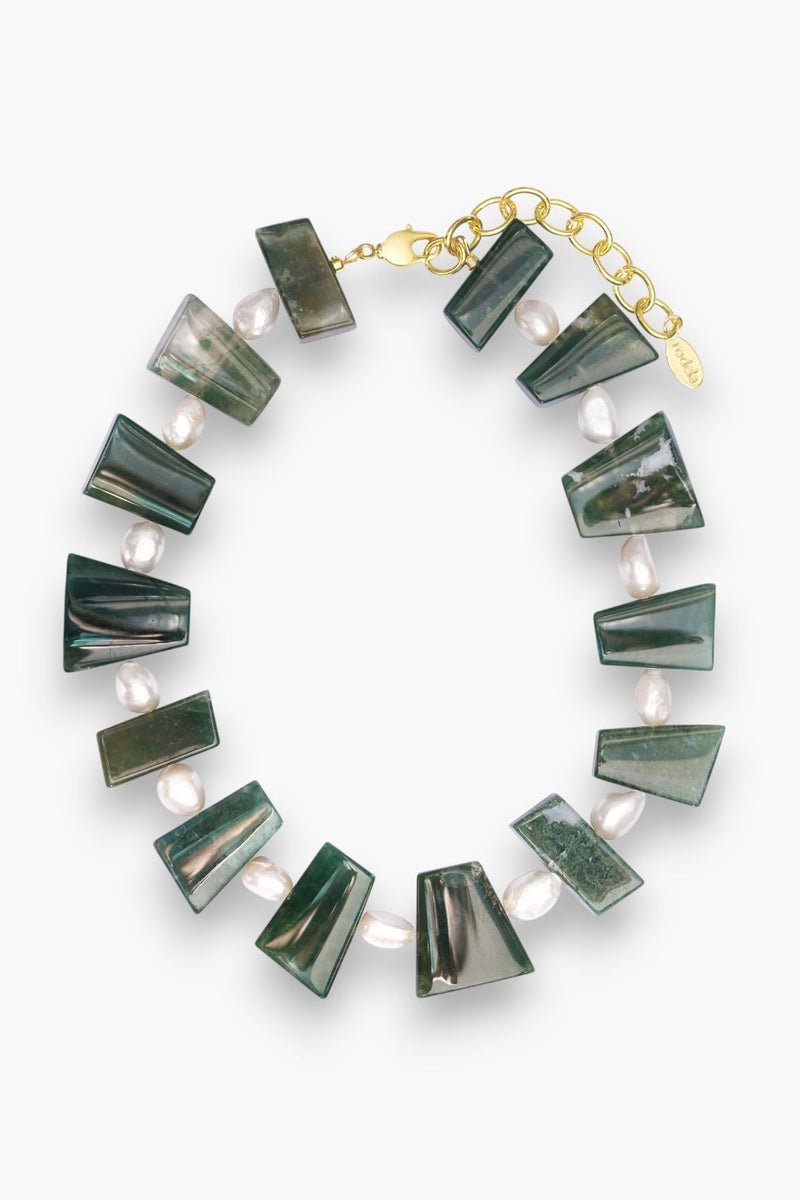 LIVIA NECKLACE