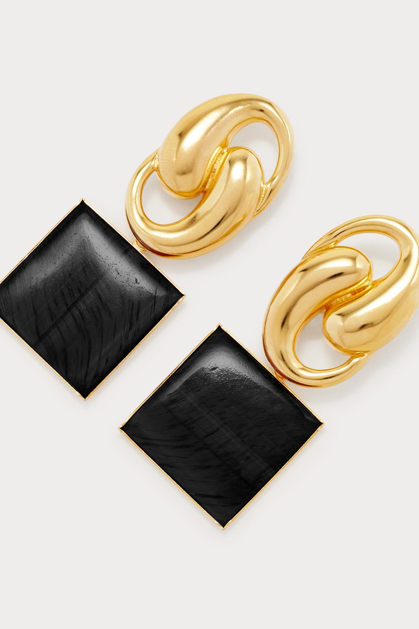 BLACK Knot Square Earrings