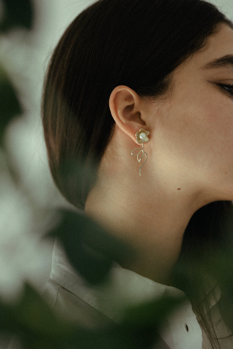 Long Daisy Earrings
