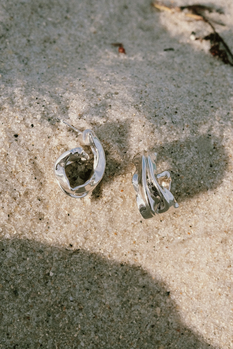 THE BIG WAVE EARRINGS Silver